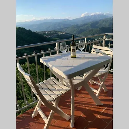 La Terrazza Sulle Apuane Apartamento Fivizzano Exterior foto